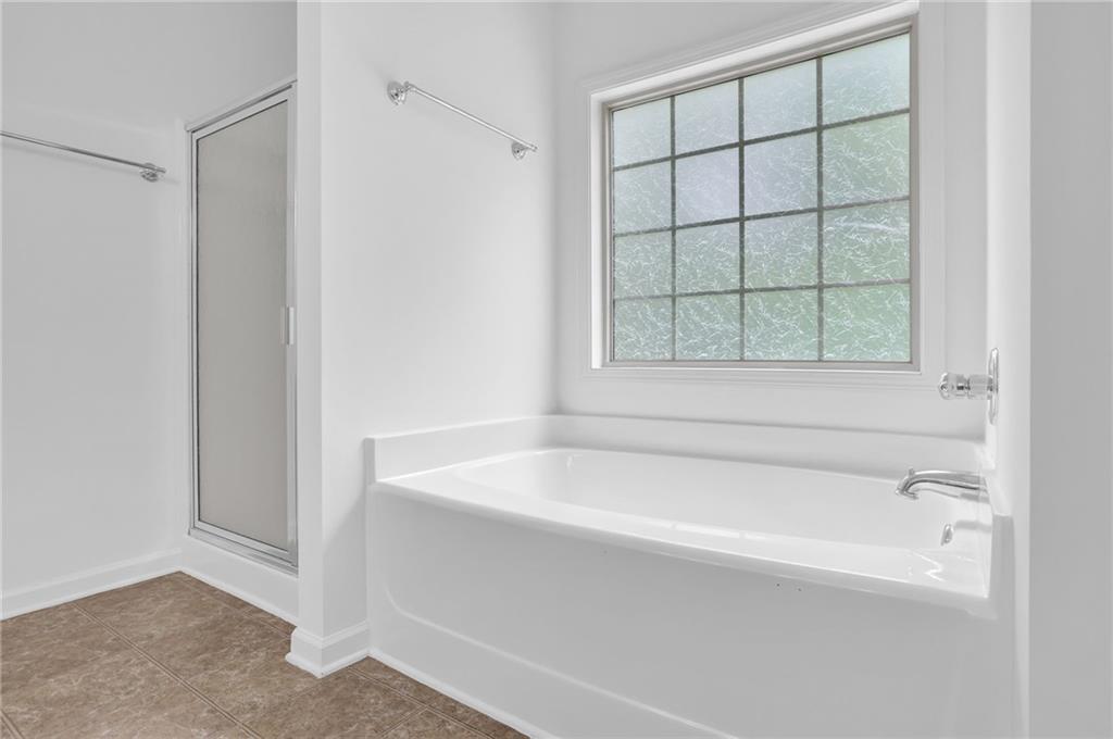 7027 Walham Grove, Duluth, Georgia image 26