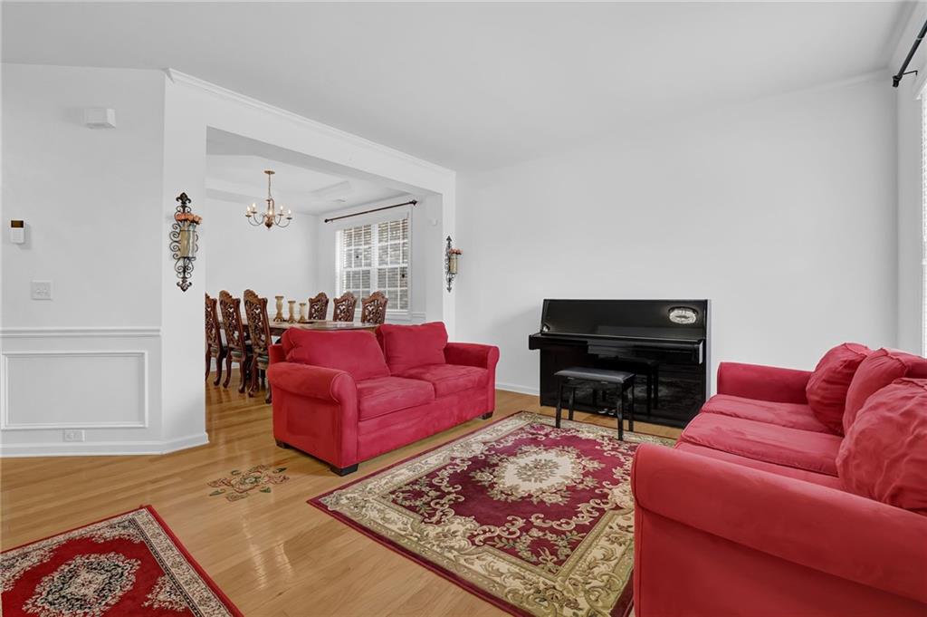 7027 Walham Grove, Duluth, Georgia image 2