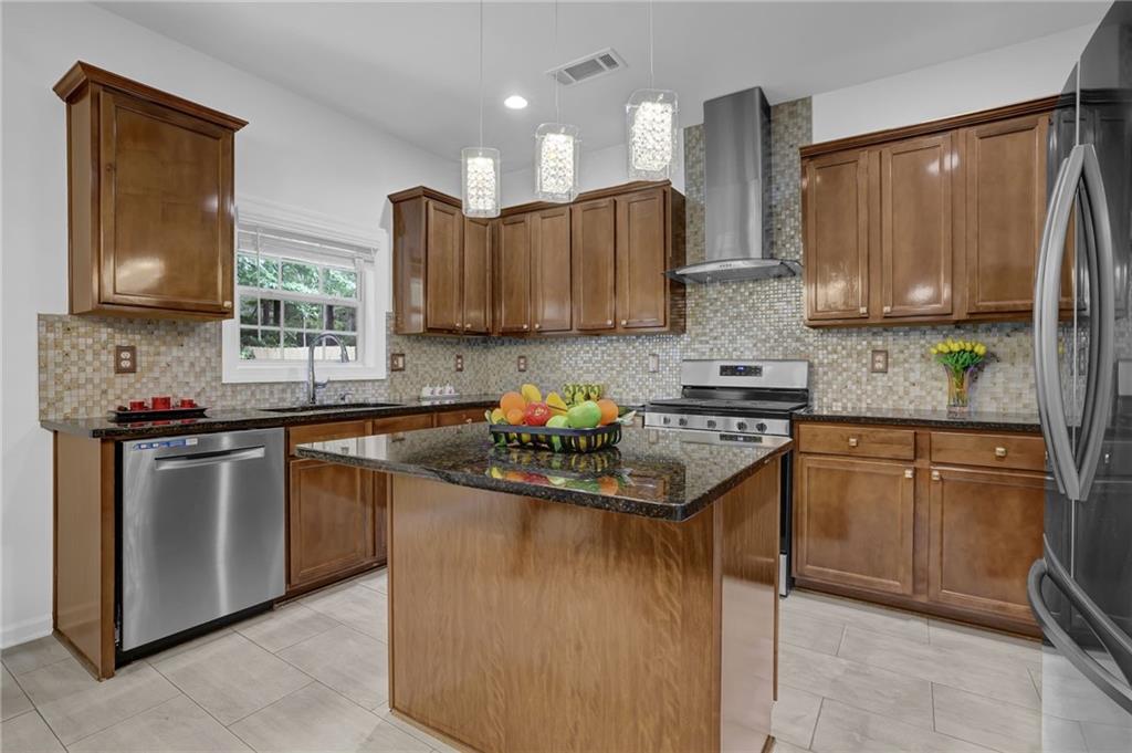 7027 Walham Grove, Duluth, Georgia image 6