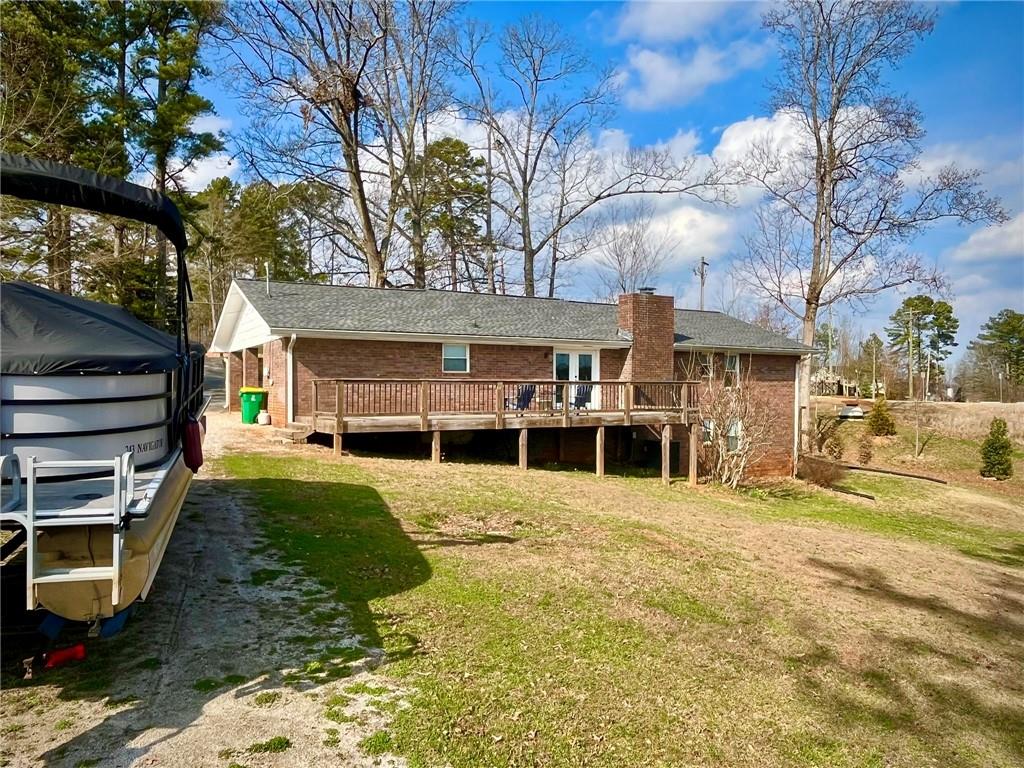 1335 Hillcrest Drive