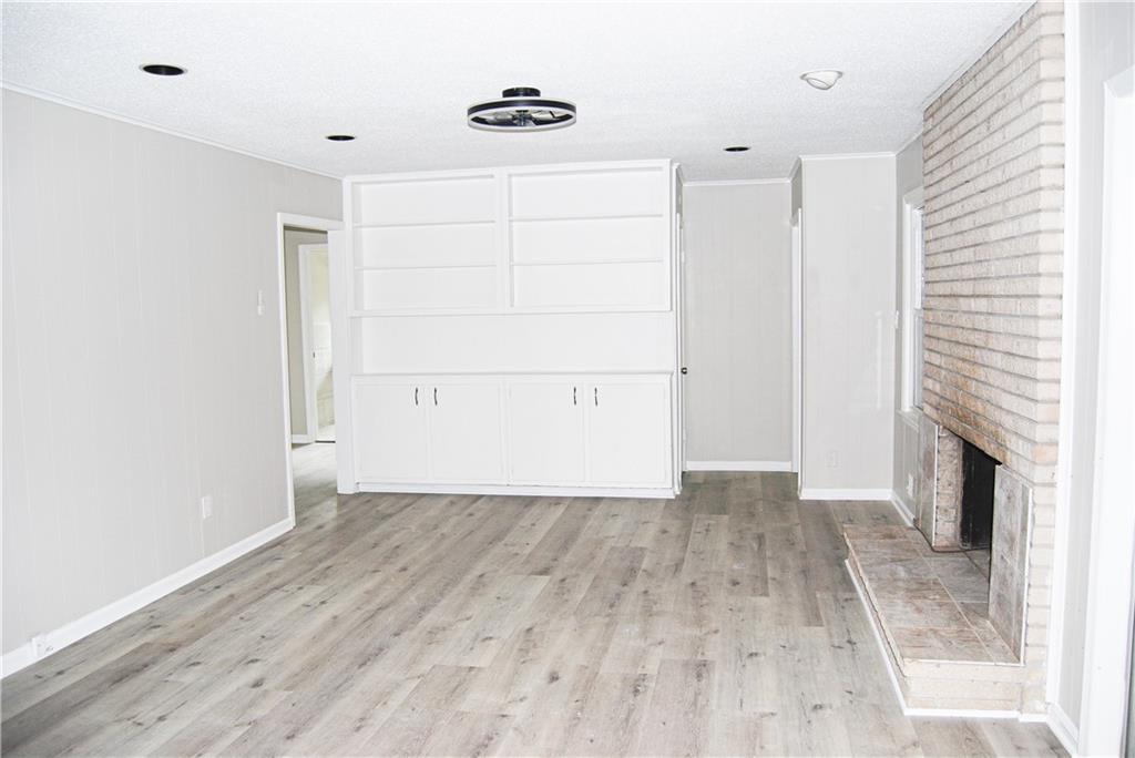 1584 Hebron Lane