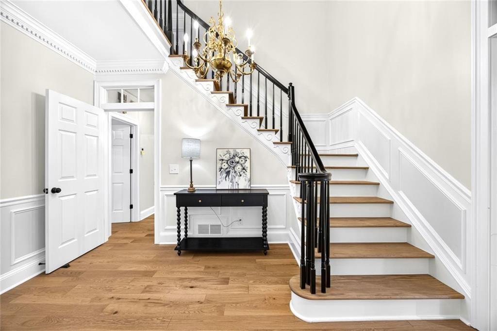 1211 Bridgewater Walk
