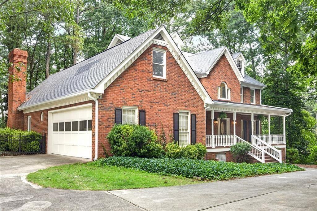 1211 Bridgewater Walk