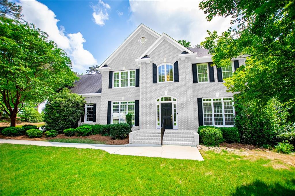213 Shady Valley Drive