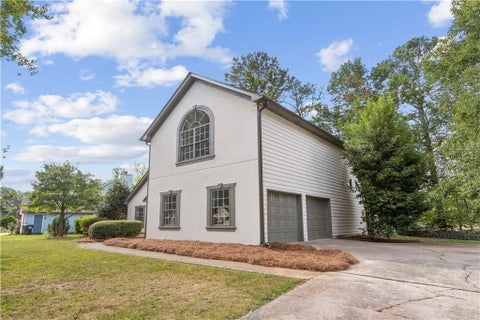 Homes For Sale - 5500 Arrowind Road<br/> Lilburn, GA 30047