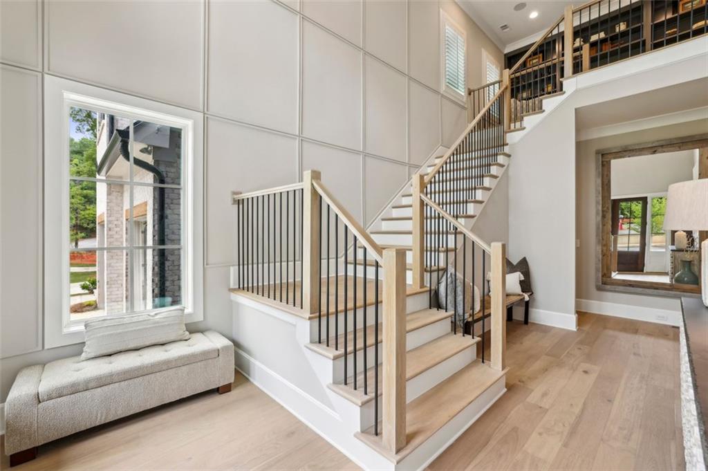 2591 Apple Valley