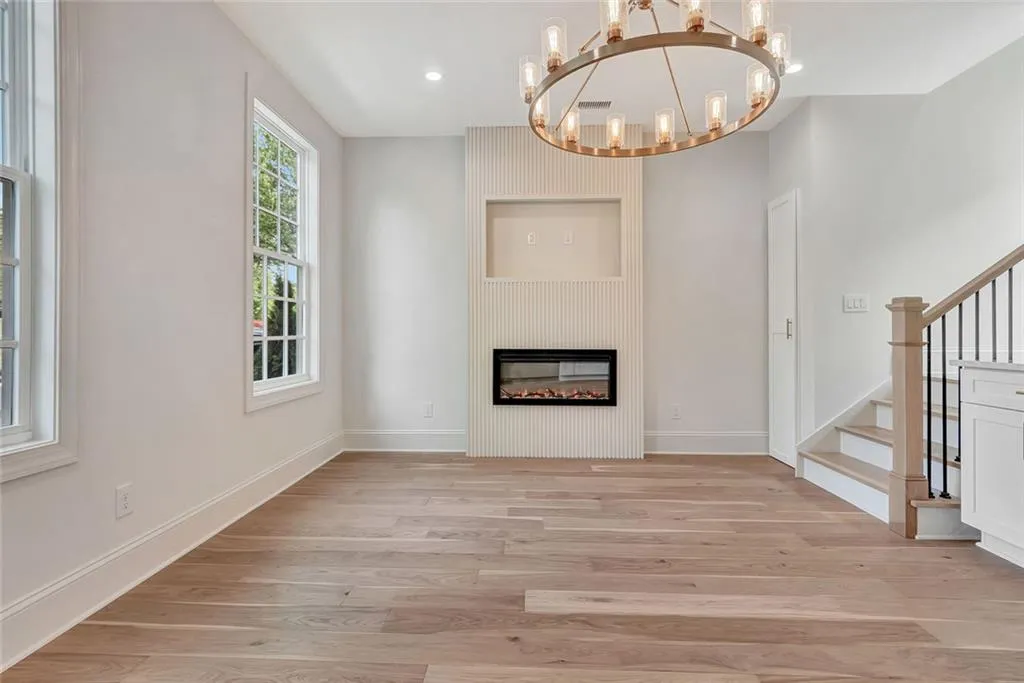 Senoia, Georgia 30276, United States, 3 Bedrooms Bedrooms, ,3 BathroomsBathrooms,Residential,Active,129041