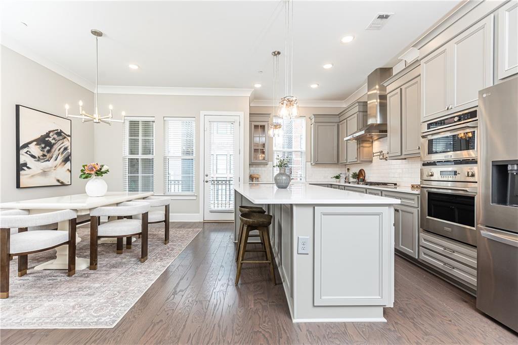 513 Broadview Lane