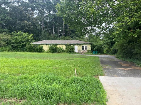 Homes For Sale - 705 Neese Road<br/> Woodstock, GA 30188