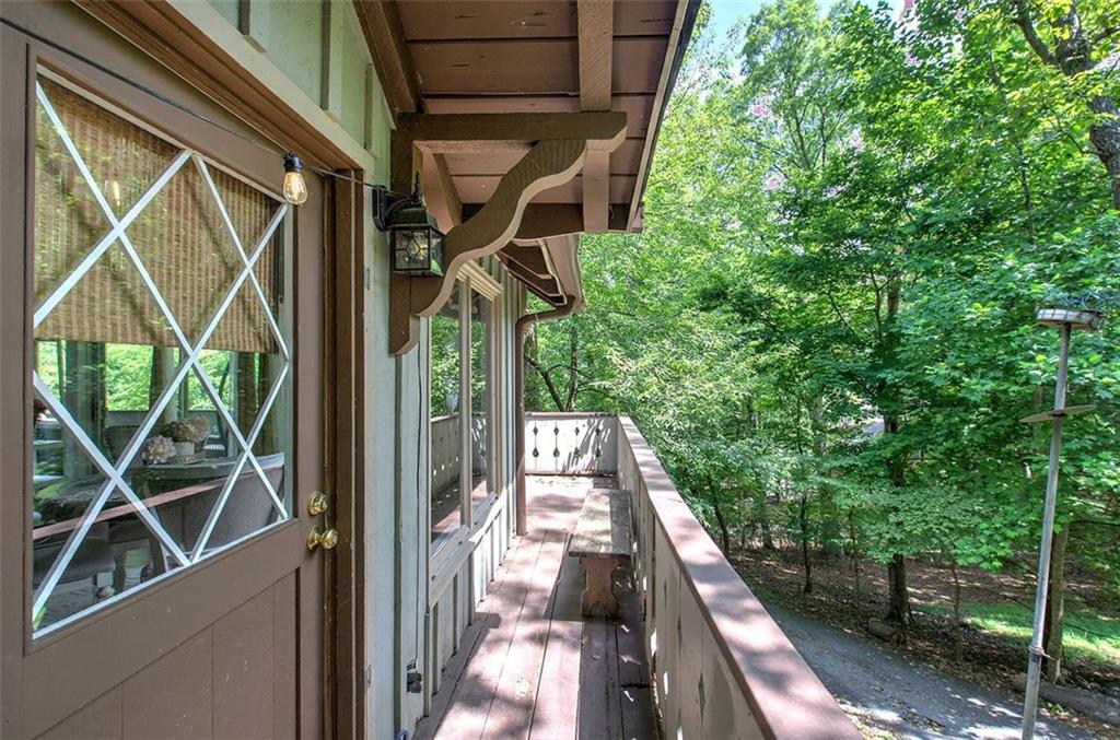 298 LAKE VIEW Trace