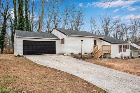 Homes For Sale - 3251 Stoney Acres Drive<br/> Kennesaw, GA 30152