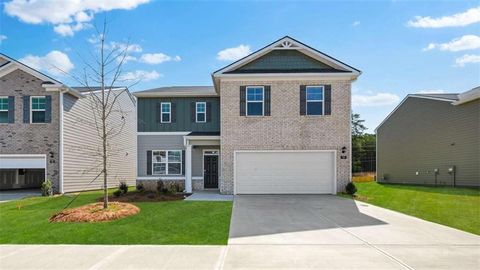 Homes For Sale - 109 White Spruce Way<br/> Newnan, GA 30265
