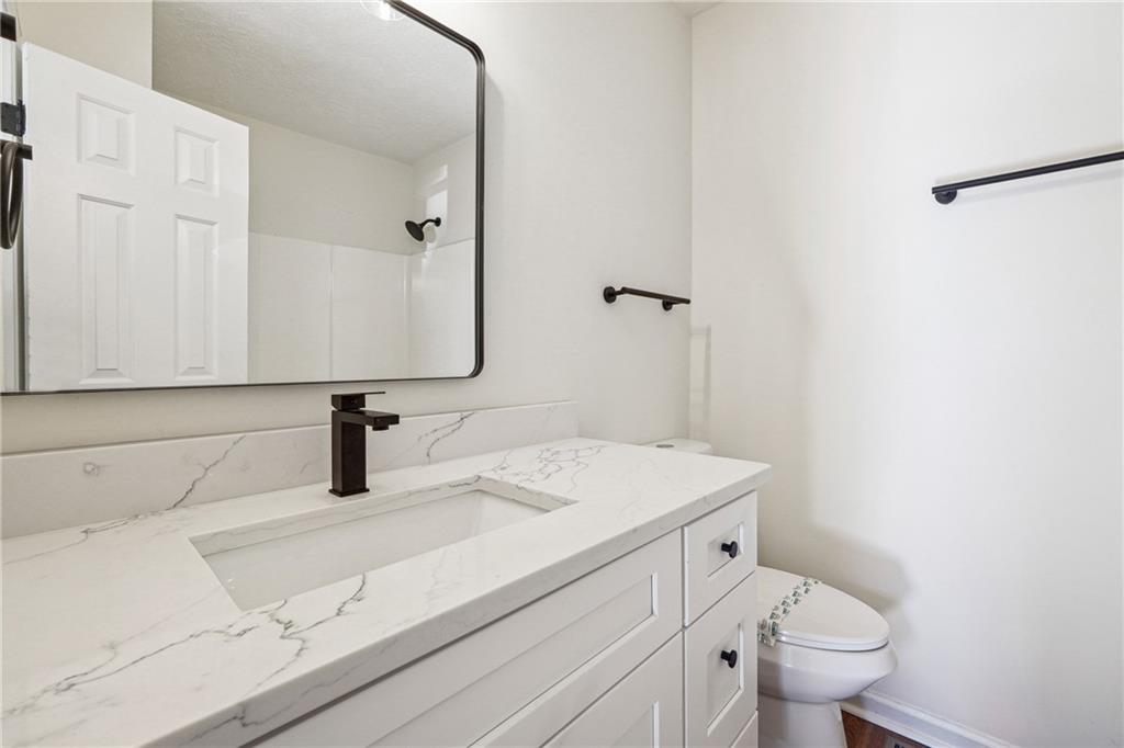 Pleasant Oaks Townhomes - Residential Lease