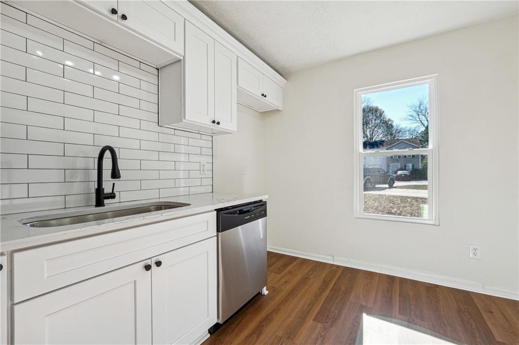 Pleasant Oaks Townhomes - Residential Lease