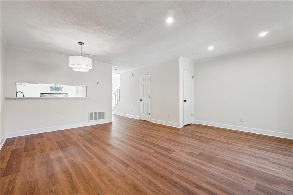 Pleasant Oaks Townhomes - Residential Lease
