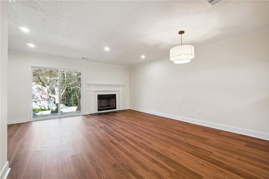 Pleasant Oaks Townhomes - Residential Lease