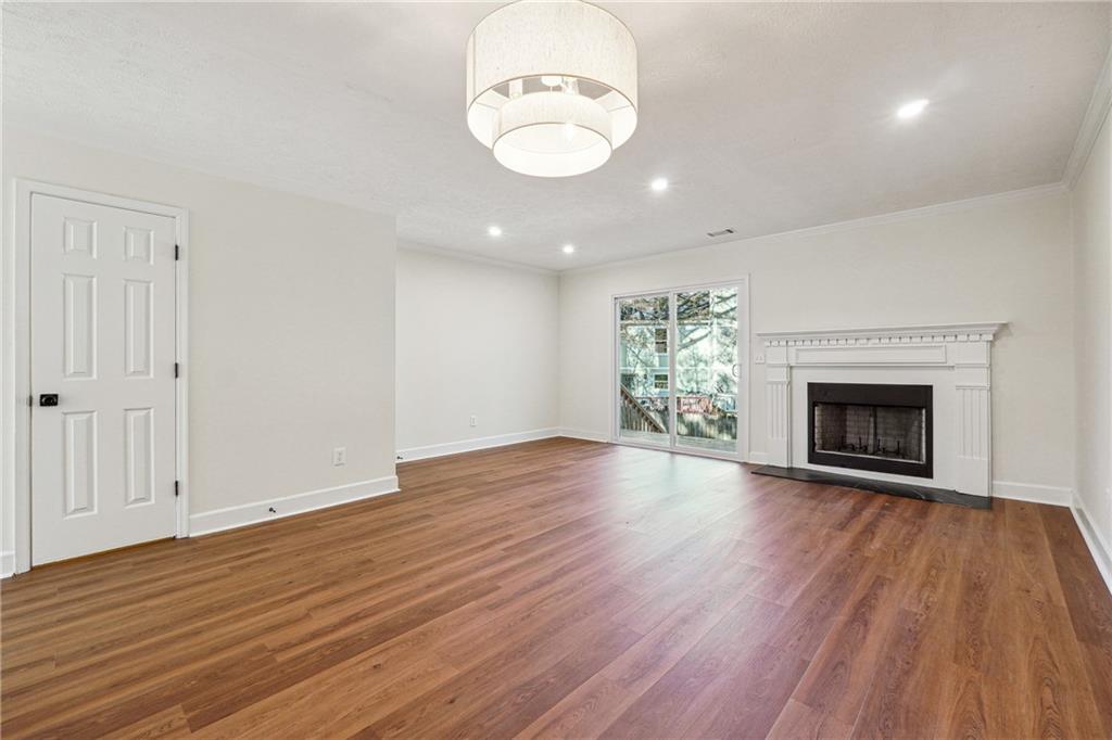 Pleasant Oaks Townhomes - Residential Lease