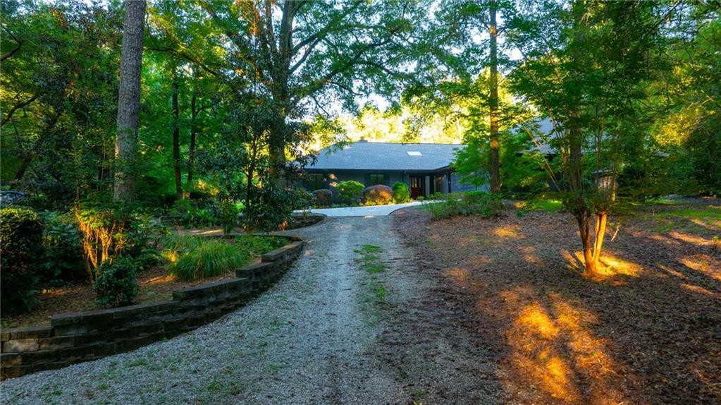 110 Cove Lane