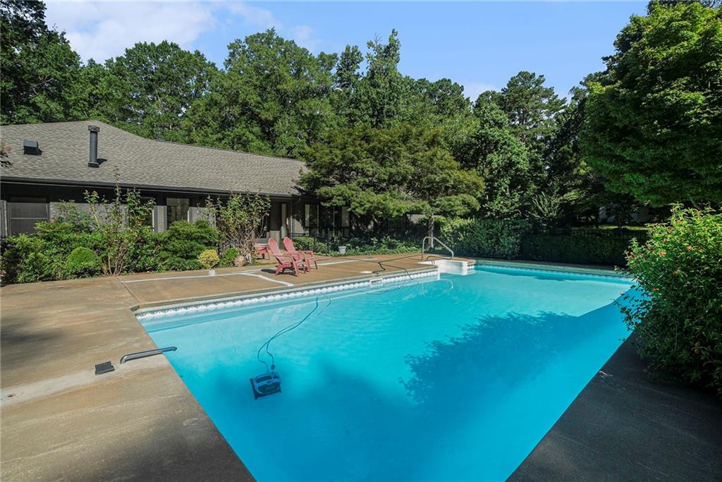 110 Cove Lane