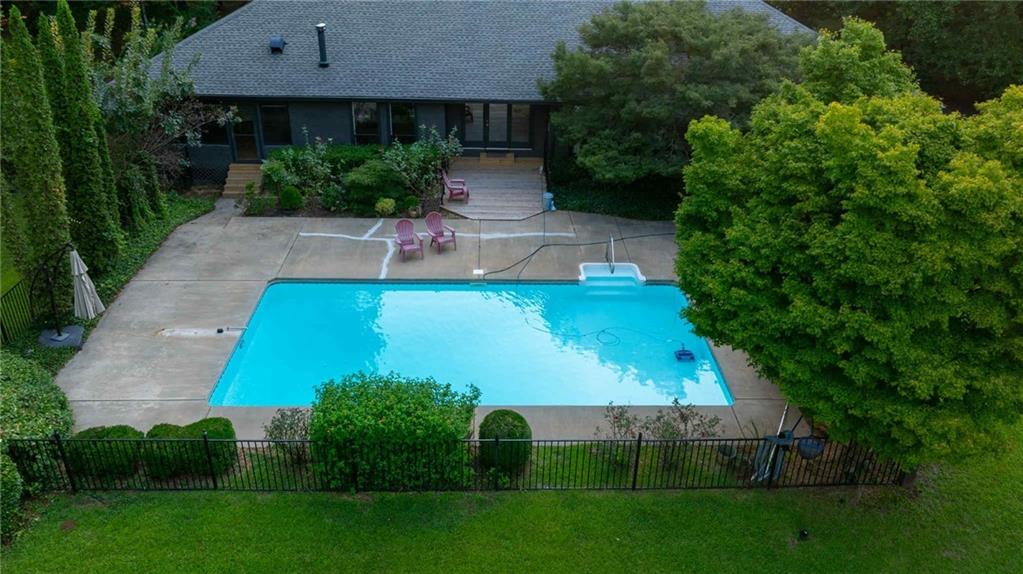 110 Cove Lane