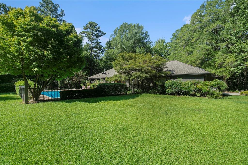 110 Cove Lane