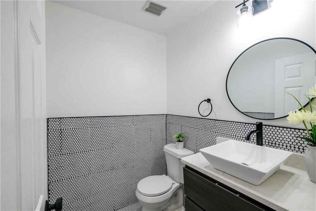 1043 Smith Street, Atlanta, Georgia image 21