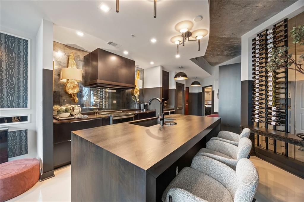 400 W PEACHTREE Street NW 2603