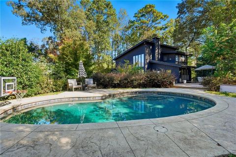 6700 Yacht Club Drive Acworth GA 30102
