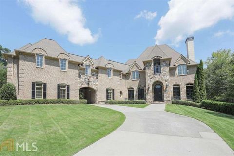 453 Londonberry Road Atlanta GA 30327