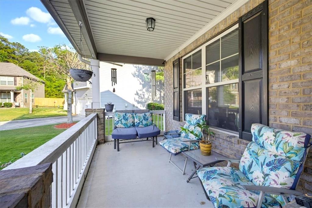 2144 Shadow Oak Trail