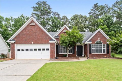 192 SANDHURST Court Suwanee GA 30024
