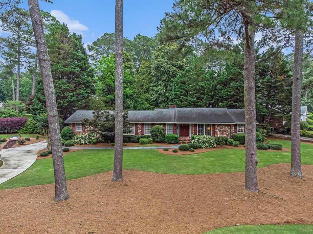 2221 Fairoaks Road