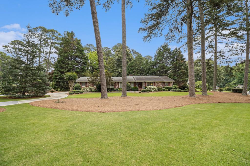 2221 Fairoaks Road