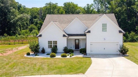 Homes For Sale - 398 Grand Oaks Avenue<br/> Bethlehem, GA 30620