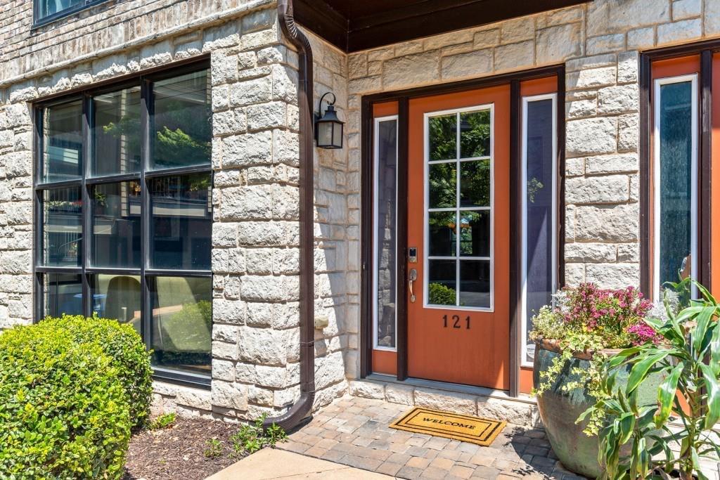 1199 Huff Road 121