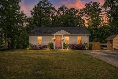 Photo of 1975 Mcafee Place, Decatur, GA 30032 (MLS # 7764710)