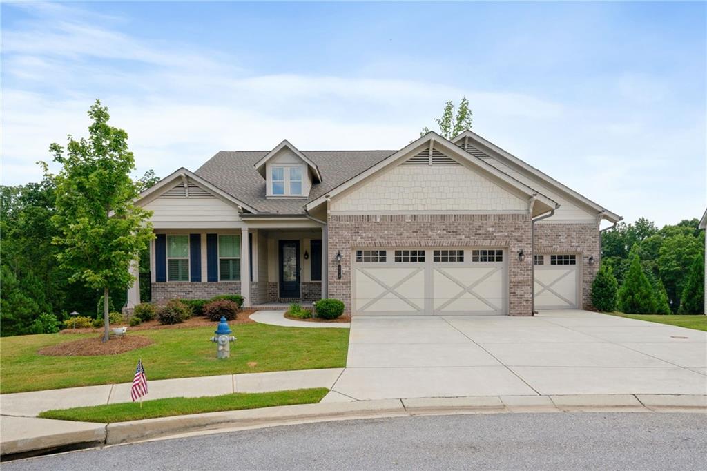 272 Silver Court