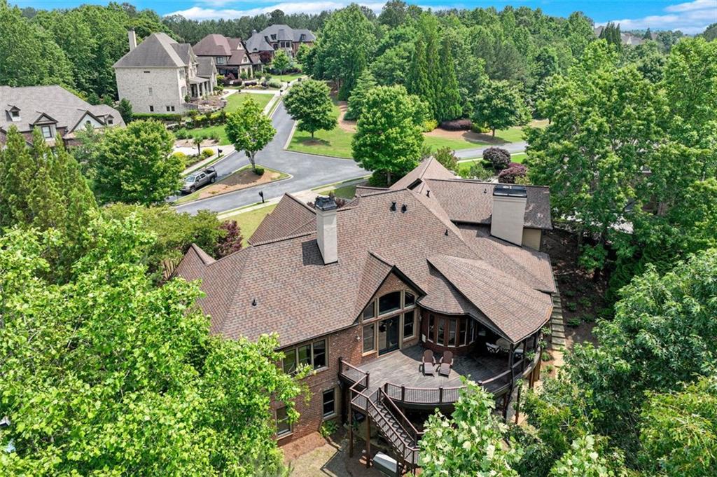 5623 Brendlynn Drive, Suwanee, Georgia image 9