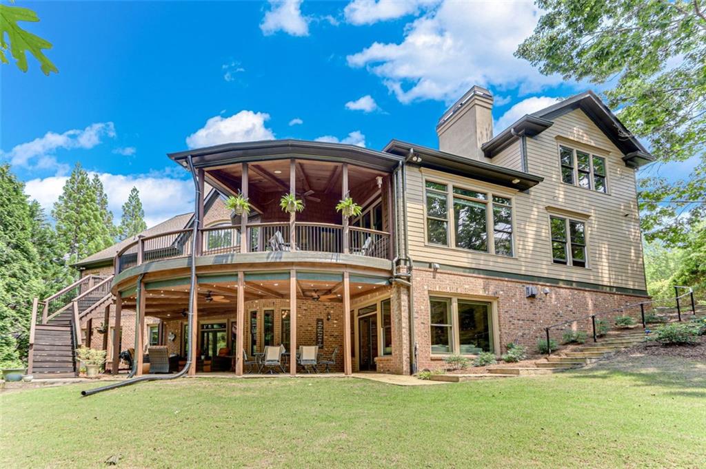 5623 Brendlynn Drive, Suwanee, Georgia image 6