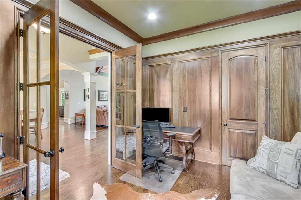 5623 Brendlynn Drive, Suwanee, Georgia image 22