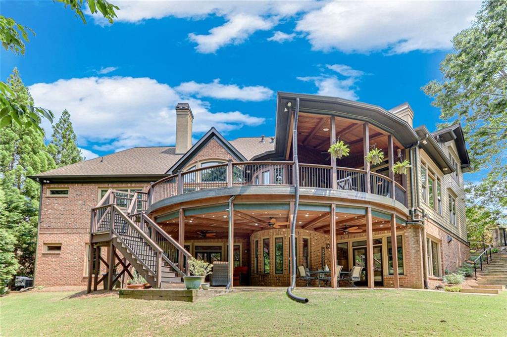 5623 Brendlynn Drive, Suwanee, Georgia image 7