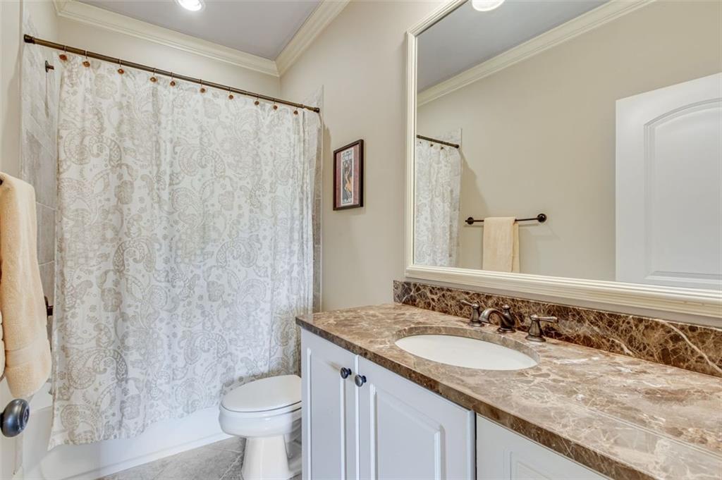 5623 Brendlynn Drive, Suwanee, Georgia image 46