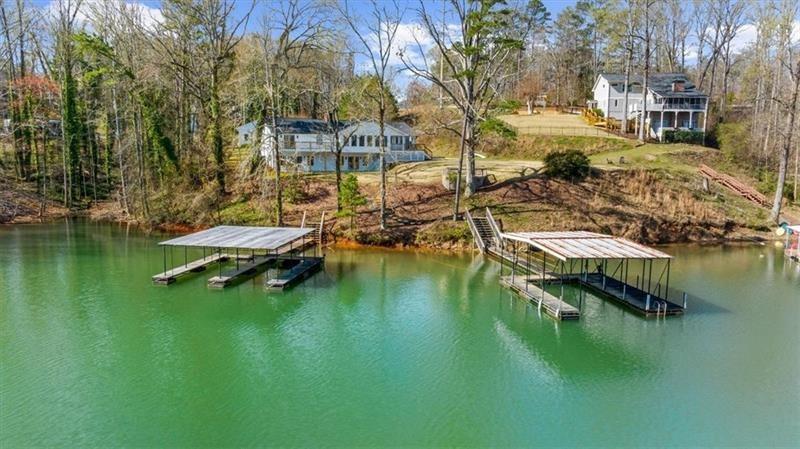 6313 Shoreland Circle