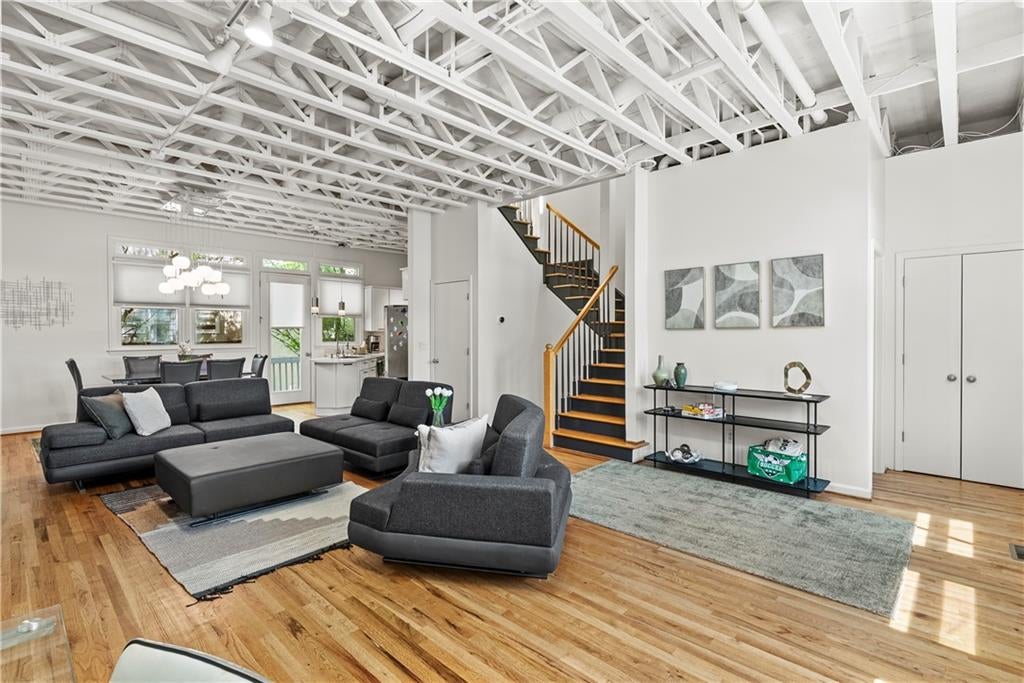 229 Peters Street SW 4