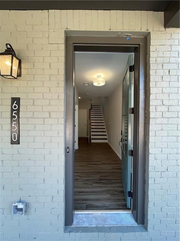 6550 Cortland Walk