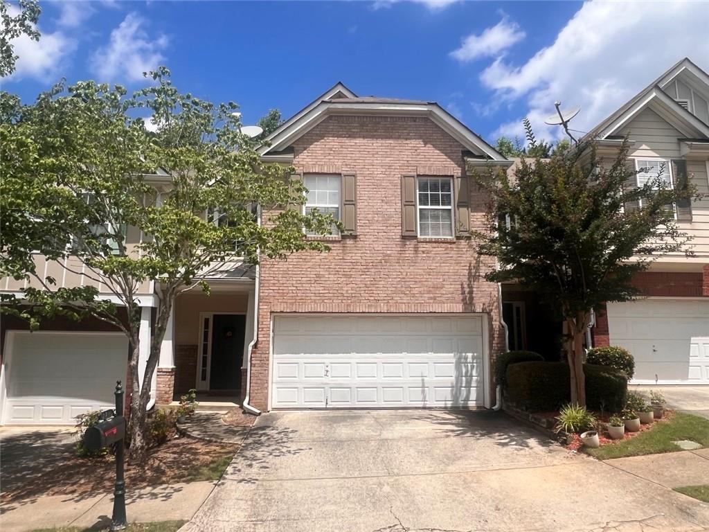 Beautifully updated 3 bed / 2.5 bath townhome located in the heart of Suwanee! This home features a large master suite with a soaking tub, a bright and modern white kitchen, NEW GRANITE COUNTERTOP and an in-unit laundry room with a WASHER and DRYER included. REFRIGERATOR is also provided for tenant use. Located in the highly sought-after North Gwinnett Middle and High School district, this home is just minutes from Suwanee Town Center, George Pierce Park, top restaurants, shops, and more! Bonus: TRASH collection is included in rent, paid by the landlord! Don’t miss this amazing opportunity to live in one of Suwanee’s most desirable communities!!! CALL 770-608-0421 JULIA
Rentspree link : https://apply.link/Dkf8JeM