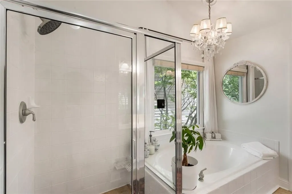 Atlanta, Georgia 30318, United States, 3 Bedrooms Bedrooms, ,3 BathroomsBathrooms,Residential,Active,159915