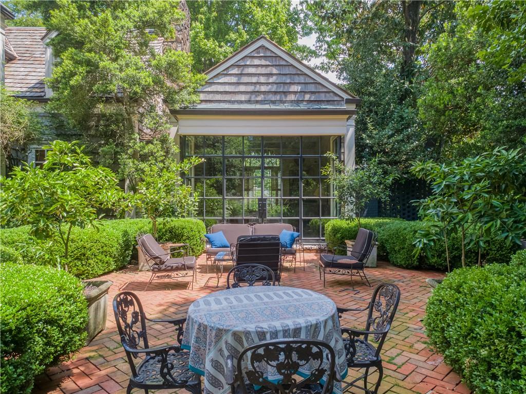 240 Nacoochee Drive, Atlanta, Texas image 9