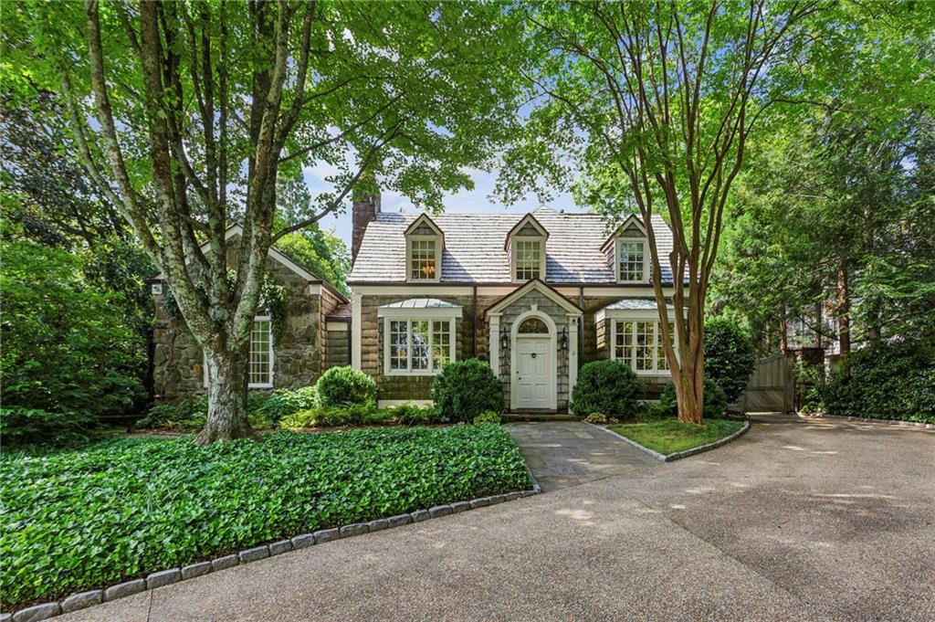 240 Nacoochee Drive, Atlanta, Texas image 1