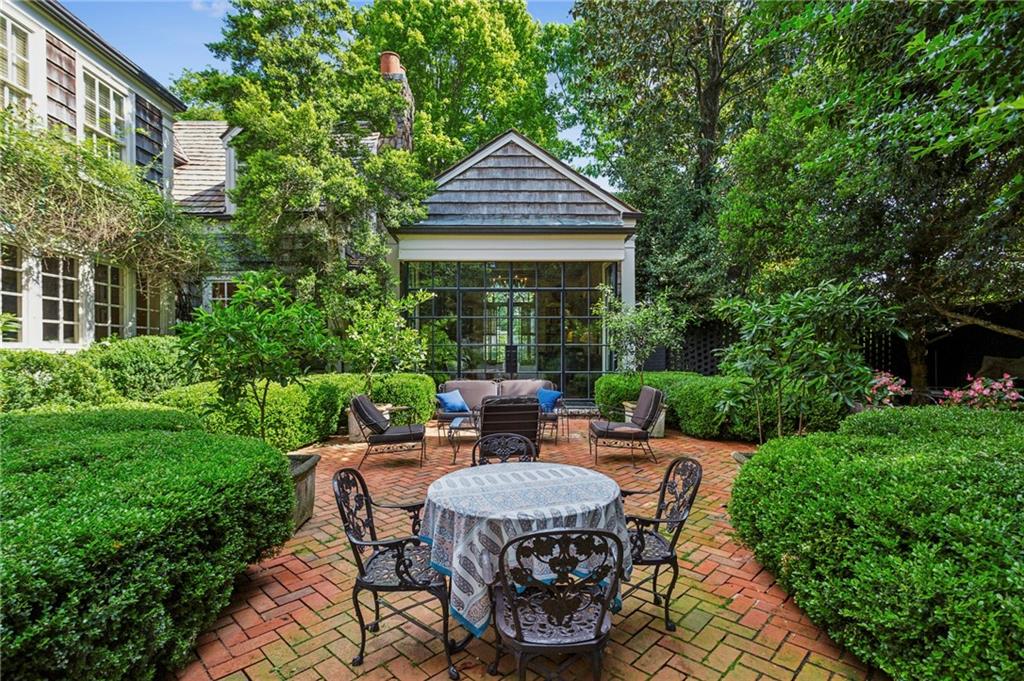 240 Nacoochee Drive, Atlanta, Texas image 10